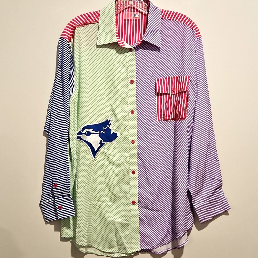 TEREZ MLB Toronto Blue Jays multicolor long slave button down shirt Small NWOT